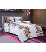 multicolor Heavy Designer KING SIZE Bedsheet With 2 Pillow Covers (108*100)