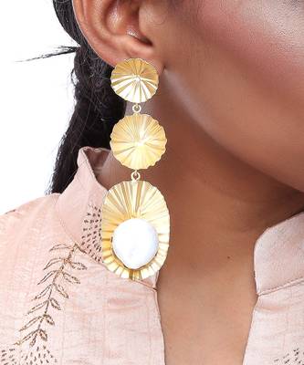 Pearl Earrings 2