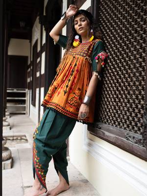 Green and Orange Cotton Thread Work Woven Kurta and Tulip Pants Set 2