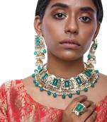 Emerald Neckpiece With Earrings And Ring