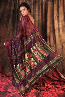Black Jamdani Saree With Zari Pallu And All Over Small Butta 2