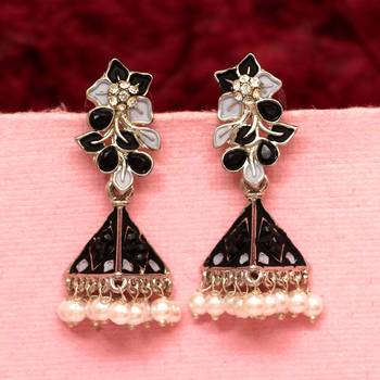 Black jhumkas 1