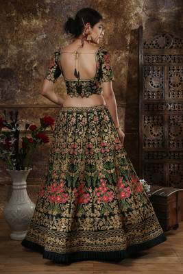 Green Embroidered Silk Blend Semi Stitched Lehenga Choli with double dupatta 2
