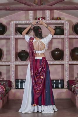 White Embroidered Cotton Indian Traditional Navratri Dandiya Raas Garba Festival Function Semi Stitched Lehenga Choli 2