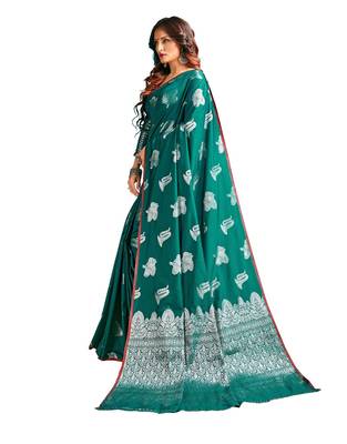 Green woven banarasi silk blend saree with blouse 3