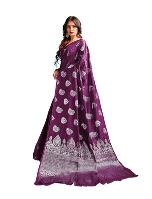 Magenta woven banarasi silk blend saree with blouse 2