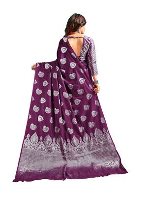 Magenta woven banarasi silk blend saree with blouse 3