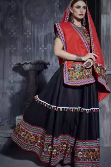 Black And Red Gamthi Hand Embroidered Cotton Traditional Dandiya Raas Garba Navratri Lehenga For Festival