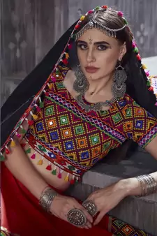 Red and black gamthi hand embroidered cotton traditional dandiya raas garba lehenga for navratri collection online