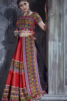 Red and black gamthi hand embroidered cotton traditional dandiya raas garba lehenga for navratri collection online