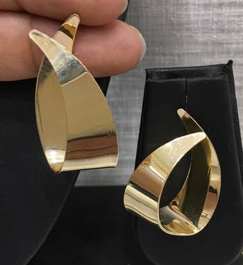 Women Western Designer Antique Jewellery Gold-Plated Alloy Stud Earrings Light Weight Dangle Drop Earring For Girls 1