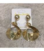 Women Western Designer Antique Jewellery Gold-Plated Alloy Stud Earrings Light Weight Dangle Drop Earring For Girls