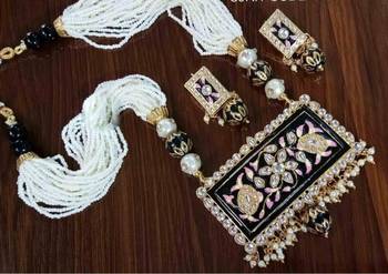 Black Crystal Necklace Sets 1