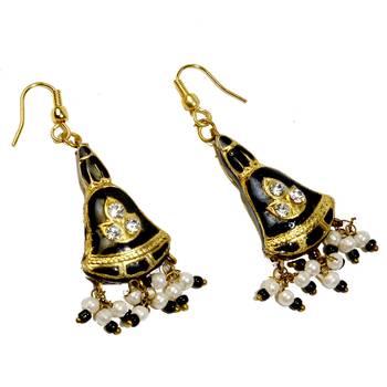 Traditional Stylish Black Lacquer Fashion Earrings 1