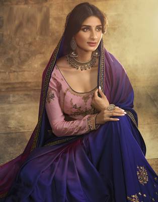 Blue embroidered silk blend saree with blouse 4