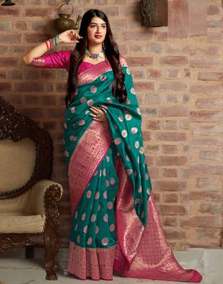 Green woven banarasi silk saree with blouse 2