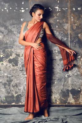 Rust woven cotton saree with blouse 1
