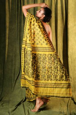Yellow hand woven blended cotton saree 2