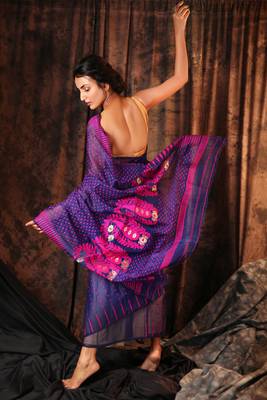 Navy blue hand woven blended cotton saree 2