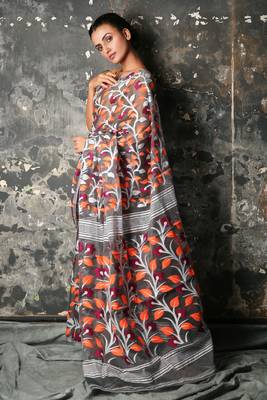 Grey hand woven blended cotton saree 2