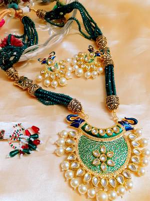 Kundan Jaipuri Green Agate Necklace Sets 2