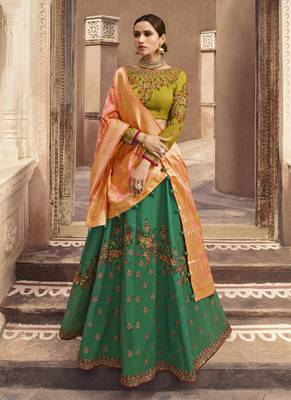 Green Color Tafeta Silk Heavy Embroidery With Zari Work Semi-Stitch Lehenga And Double Combination Of Dupatta 1
