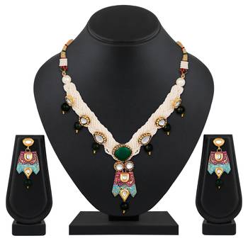 Stylish Designer Princess Style Gold Plated Kundan Necklace Set For Women 1