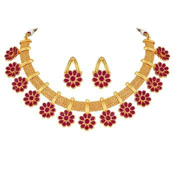 Wedding Wear Gold Plated Choker Style Necklace Set For Women 1