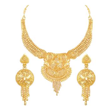 Beautiful Designer 1 Gram Gold Plated Choker Necklace Set For Women 2