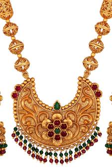 Attractive Pearls Beaded Necklace Set For Women