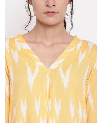 Yellow Ikkat Print Kurta Set 4