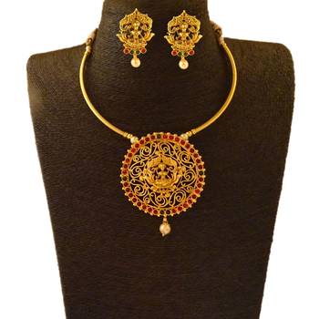 Green ruby   necklace-sets 1