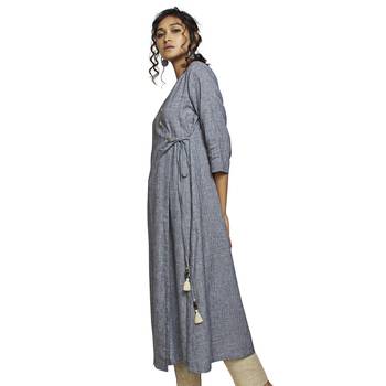 Women's Grey Cotton 3/4th Sleeved A-line Kurti 3