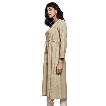 Off-white plain cotton kurtas-and-kurtis 3