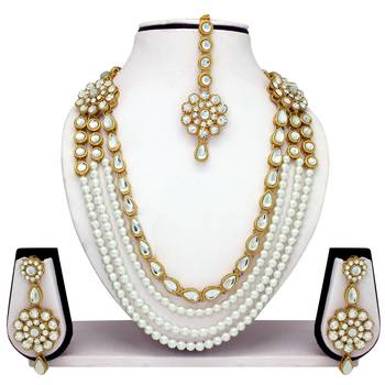 White jewellery 1