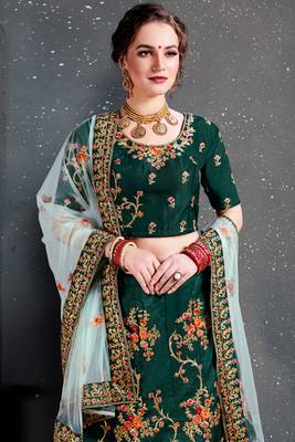 Ethnic Dark-Green Embroidered Wedding Designer Bridesmaid Lehenga Choli With Dupatta 5