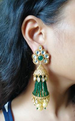 Gold earrings 1