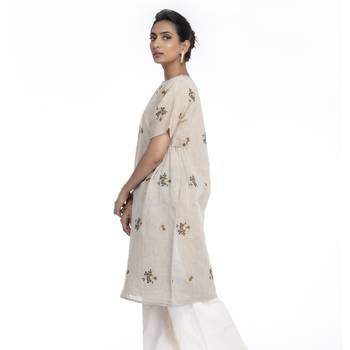 Women's Cream Chanderi Boat Neck A-line Kurti 3
