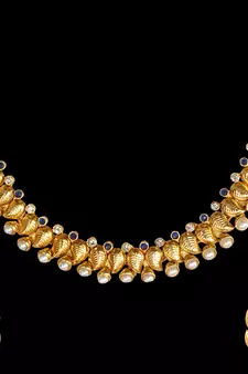 Traditional Indian Bollywood Paisley Design Pearl Polki Necklace Set