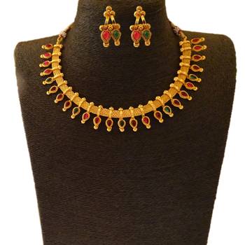 Small U Shape Gold Color Necklace with Pear Shape Ruby Green Stones with Matching Earring Set 1