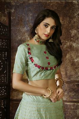 Light Green Zari& Thread Embroidered Thai Silk Semi-Stitched Lehenga Choli 2
