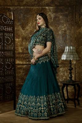 Green Zari & Sequins Embroidered Taffeta Satin Semi-Stitched Lehenga Choli with real mirror pasting work 3