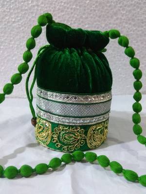 Rajasthani Traditional Gota Patti Velvet Potli 1