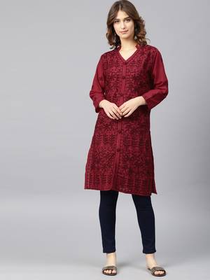 Maroon hand woven cotton chikankari-kurtis 1