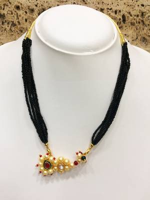 Bridal Nath Pearl Banu Pendant Meenakari Work Black Beads 6 Line Layer Adjustable Necklace Form Girls 1