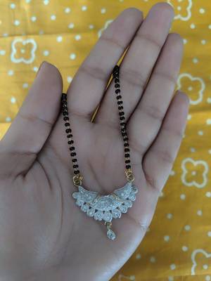 Golden Pendant Stone Lankan Black Beads Single Chain Necklace For Girls 2