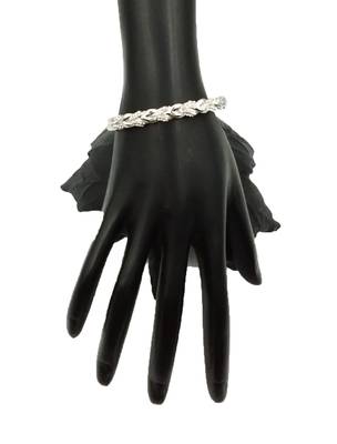 Stylish And Fancy Bracelets 1