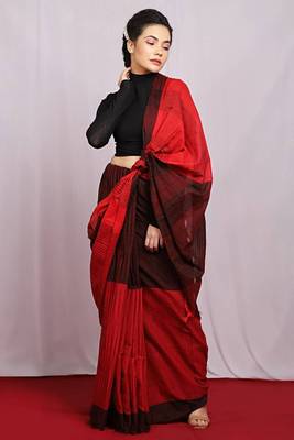 red woven Ikat Saree With Blouse 1
