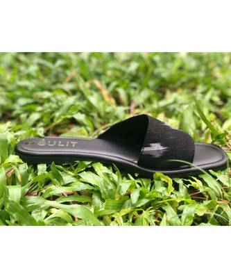 Black Ikkat walker 3