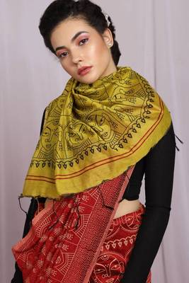 red hand woven Goddess Saree Glamorous with blouse 3